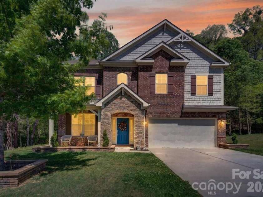 265 Meadow Oaks Drive, Concord, NC 28025.  MLS# CAR4371825, YatesRealty ID 15448. 