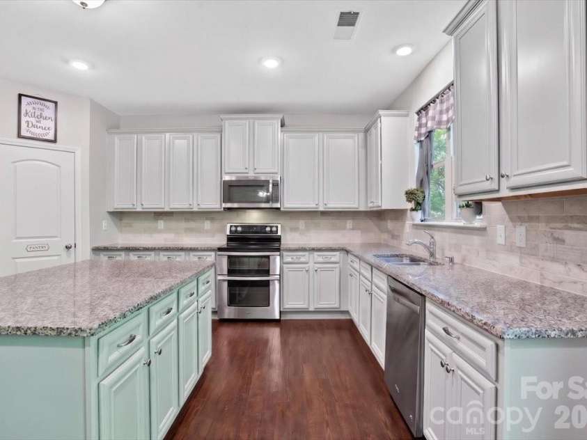 265 Meadow Oaks Drive, Concord, NC 28025.  MLS# CAR4371825, YatesRealty ID 15448. 