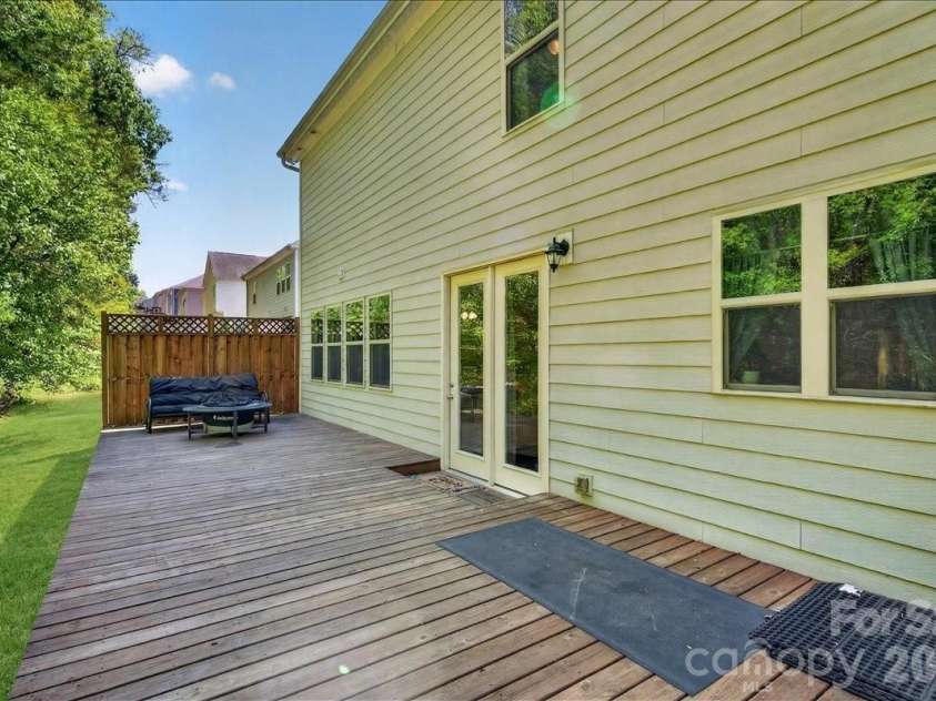 265 Meadow Oaks Drive, Concord, NC 28025.  MLS# CAR4371825, YatesRealty ID 15448. 