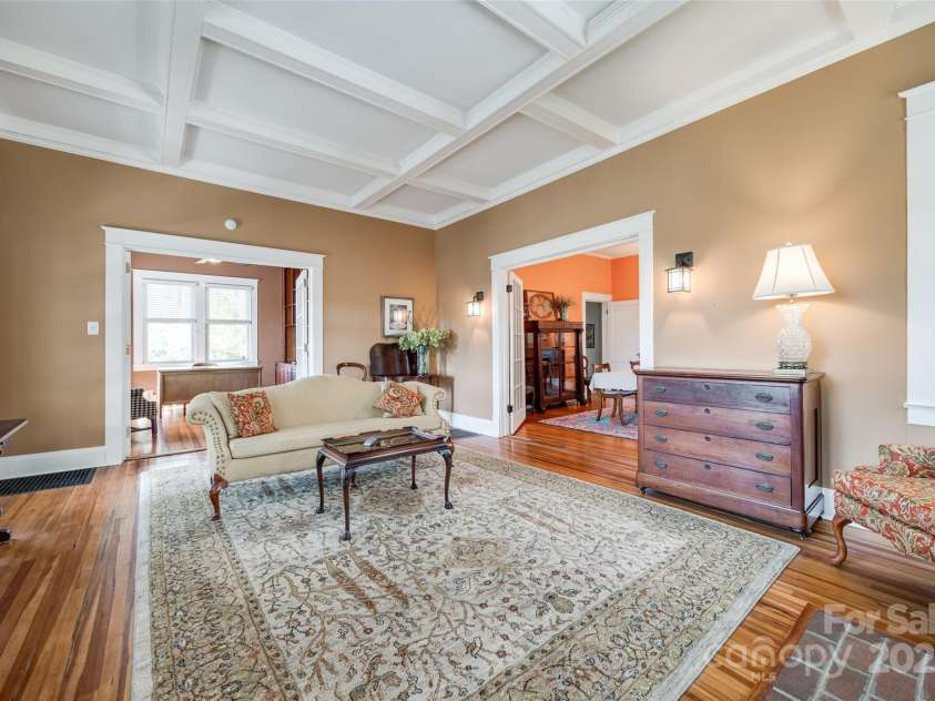 165 Mimosa Terrace, Wadesboro, NC 28170.  MLS# CAR4241177, YatesRealty ID 15449. Great Room l