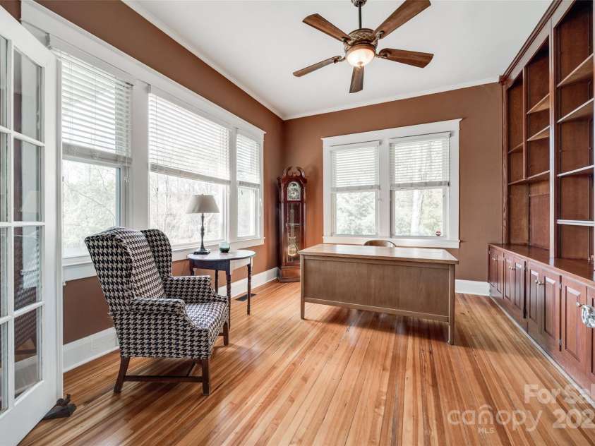 165 Mimosa Terrace, Wadesboro, NC 28170.  MLS# CAR4241177, YatesRealty ID 15449. Office with built ins off the entry area.