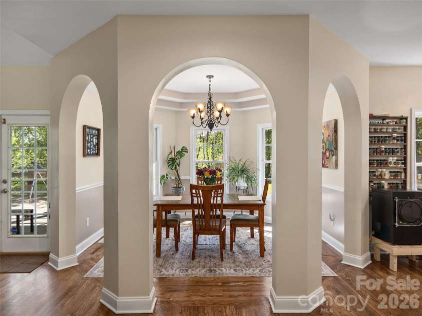 37 Crimson Lane, Hendersonville, NC 28792.  MLS# CAR4372173, YatesRealty ID 15449. 