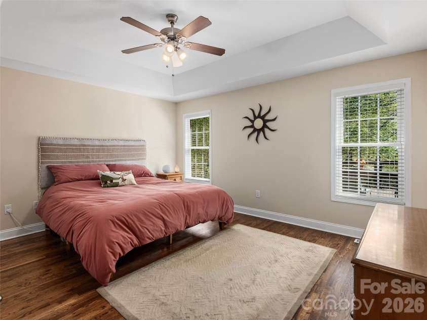 37 Crimson Lane, Hendersonville, NC 28792.  MLS# CAR4372173, YatesRealty ID 15449. 