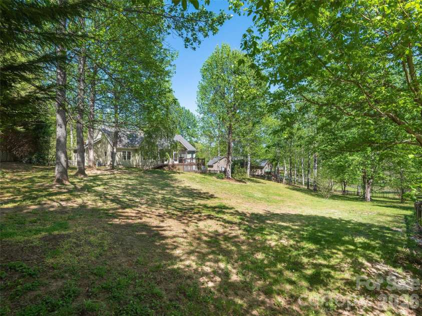 37 Crimson Lane, Hendersonville, NC 28792.  MLS# CAR4372173, YatesRealty ID 15449. 
