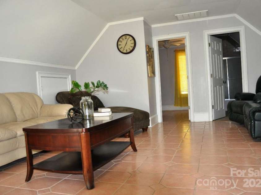 3645 Lake Bluff Drive, Sherrills Ford, NC 28763.  MLS# CAR4277092, YatesRealty ID 1545. SECOND FLOOR