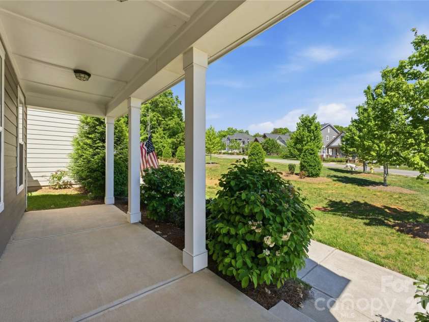 2273 Moss Haven Lane, Denver, NC 28037.  MLS# CAR4372382, YatesRealty ID 15450. 