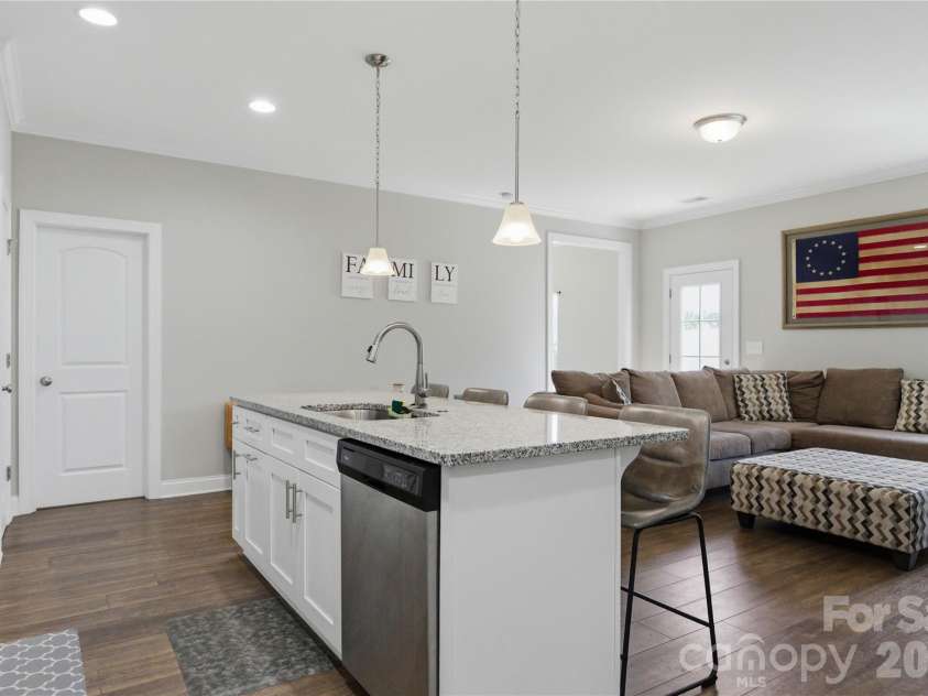 2273 Moss Haven Lane, Denver, NC 28037.  MLS# CAR4372382, YatesRealty ID 15450. 
