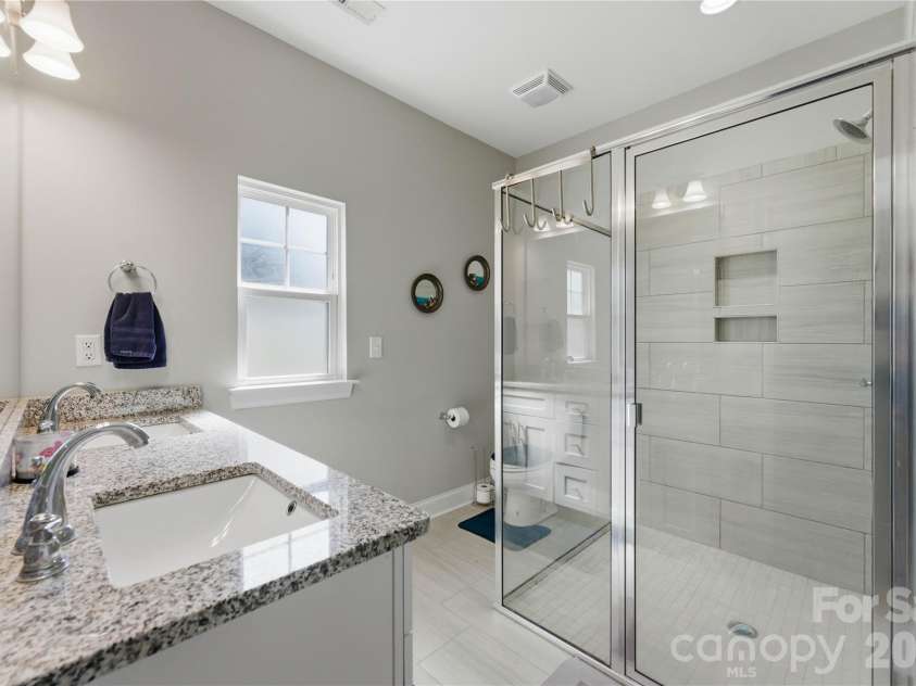 2273 Moss Haven Lane, Denver, NC 28037.  MLS# CAR4372382, YatesRealty ID 15450. 