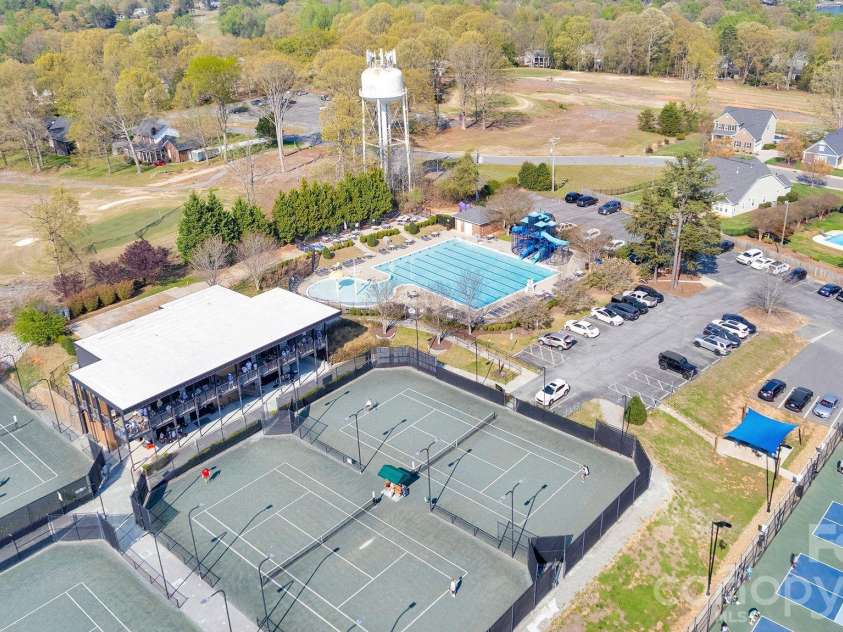 2273 Moss Haven Lane, Denver, NC 28037.  MLS# CAR4372382, YatesRealty ID 15450. 