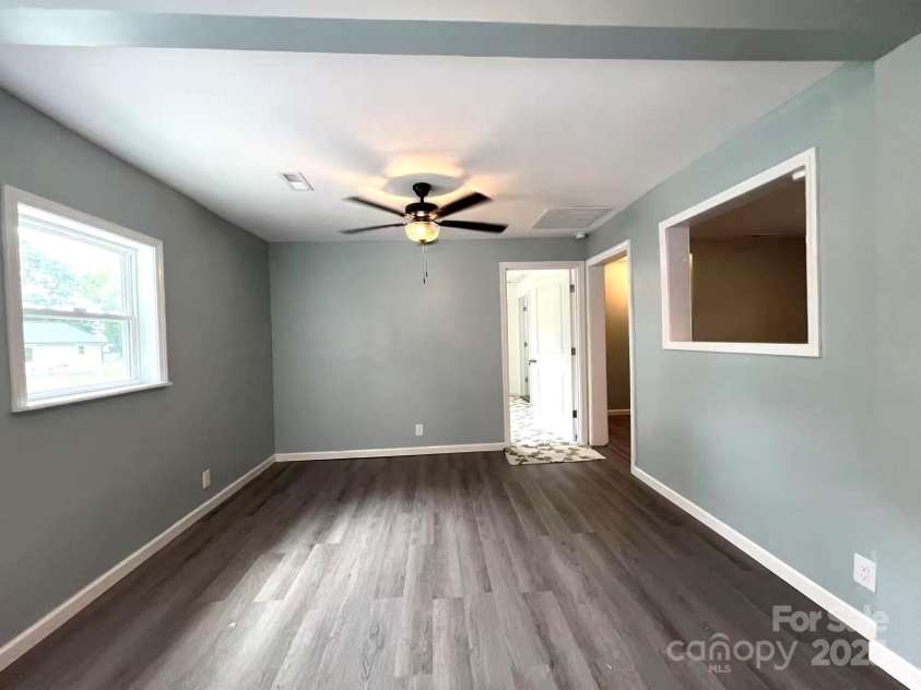 2328 Milton Avenue, Gastonia, NC 28052.  MLS# CAR4254025, YatesRealty ID 15450. 