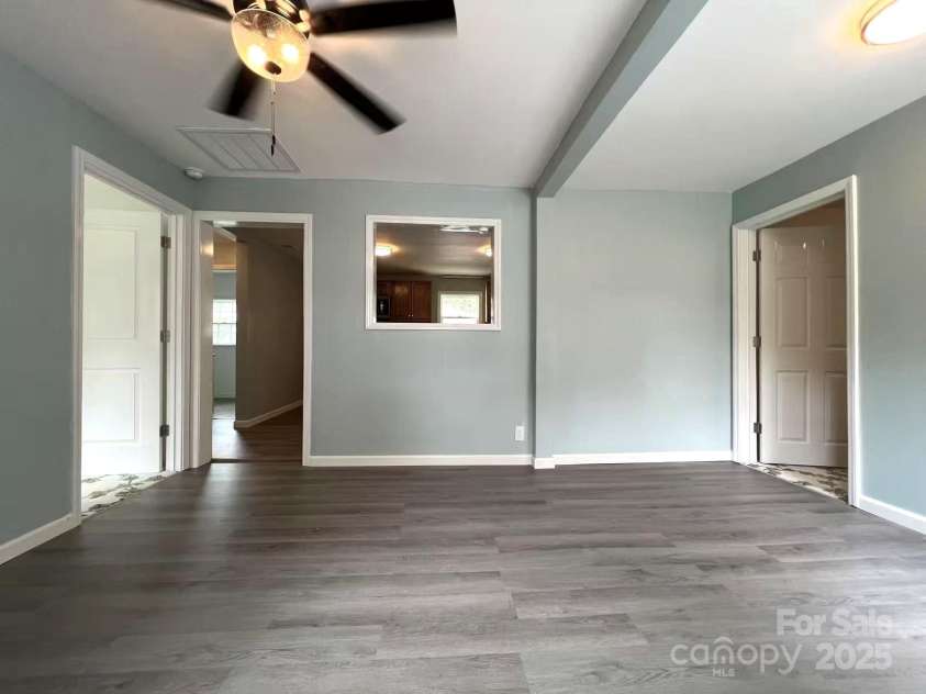2328 Milton Avenue, Gastonia, NC 28052.  MLS# CAR4254025, YatesRealty ID 15450. 
