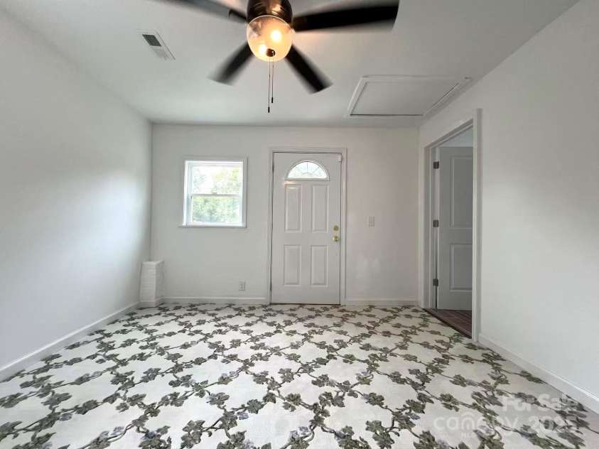 2328 Milton Avenue, Gastonia, NC 28052.  MLS# CAR4254025, YatesRealty ID 15450. 