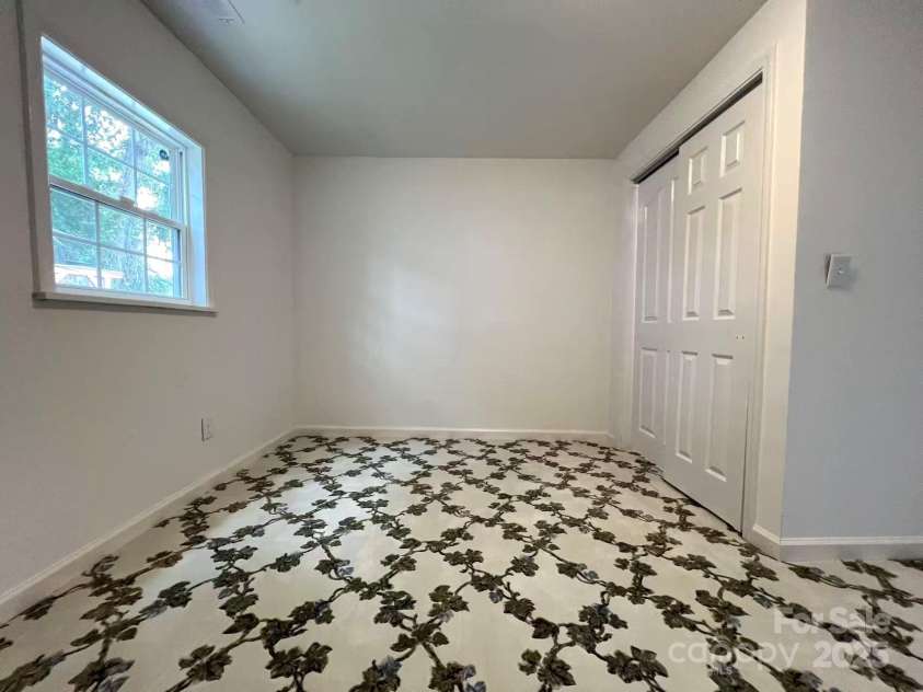 2328 Milton Avenue, Gastonia, NC 28052.  MLS# CAR4254025, YatesRealty ID 15450. 