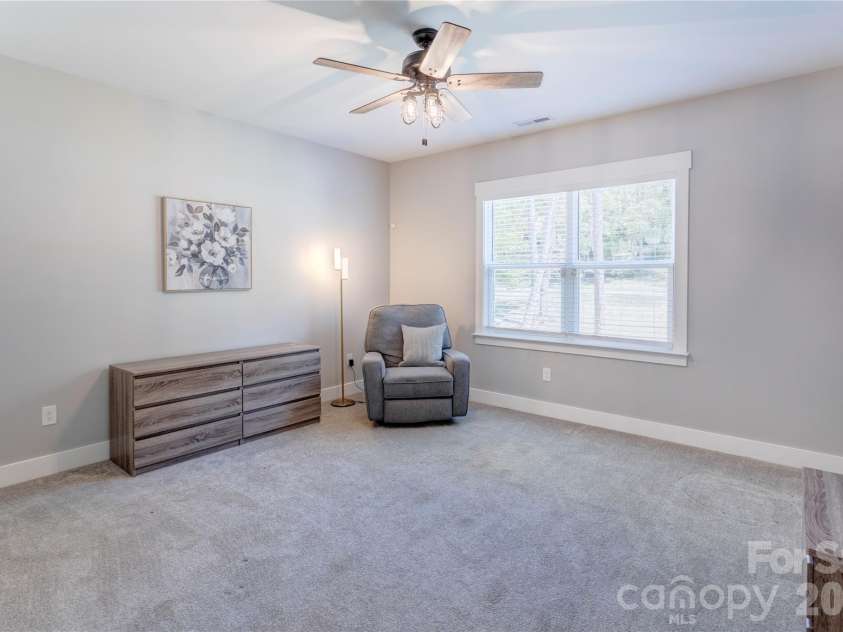 9311 Willowglen Trail, Charlotte, NC 28215.  MLS# CAR4372913, YatesRealty ID 15451. Bedroom