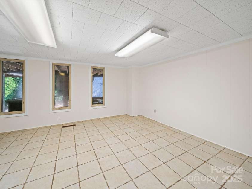 1261 Westbrook Circle, Gastonia, NC 28052.  MLS# CAR4261550, YatesRealty ID 15453. Bedroom 4 in Basement