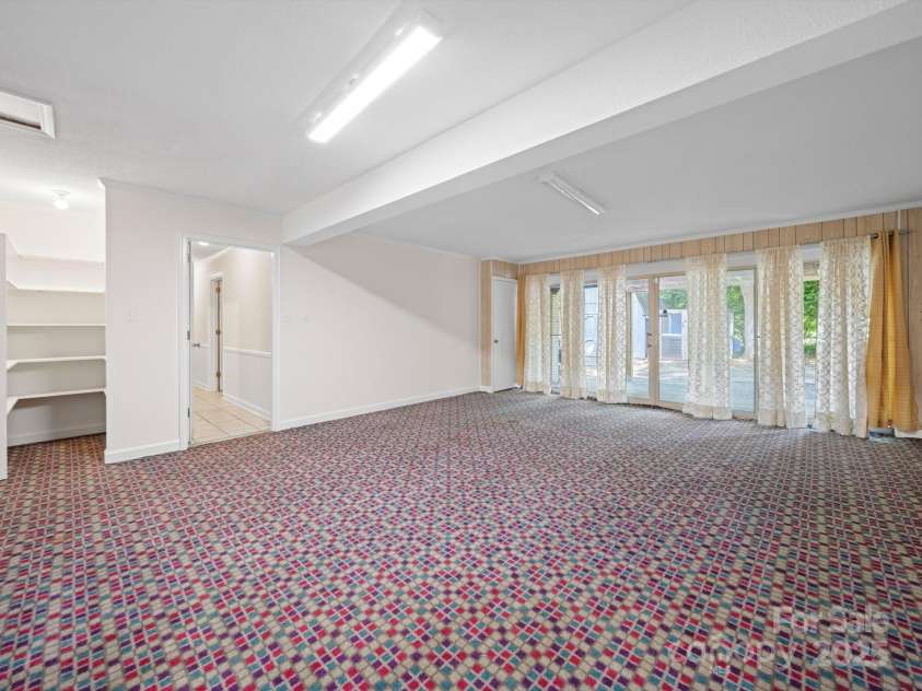 1261 Westbrook Circle, Gastonia, NC 28052.  MLS# CAR4261550, YatesRealty ID 15453. Bonus Room-Former Garage