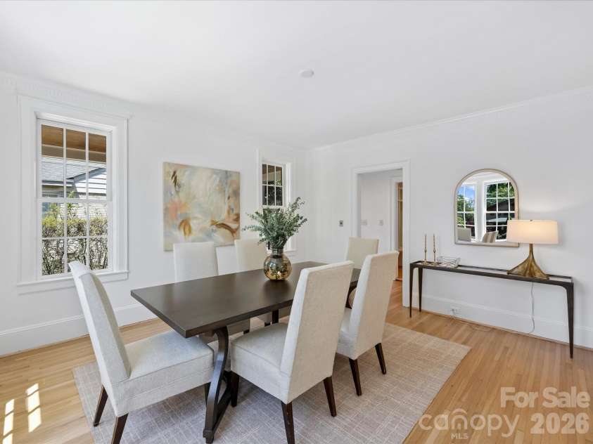 242 Hillside Avenue, Charlotte, NC 28209.  MLS# CAR4371887, YatesRealty ID 15455. 