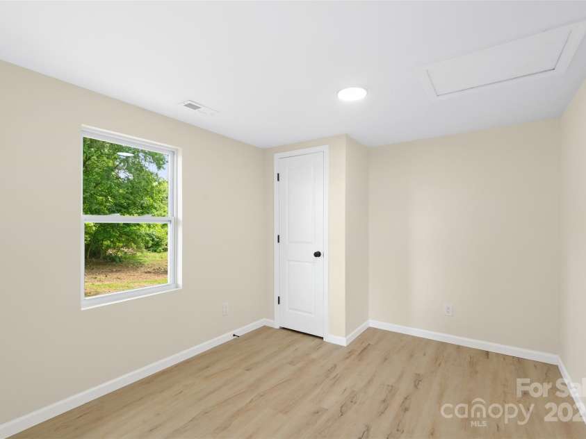 1574 Mangum Drive, Lancaster, SC 29720.  MLS# CAR4258458, YatesRealty ID 15457. 