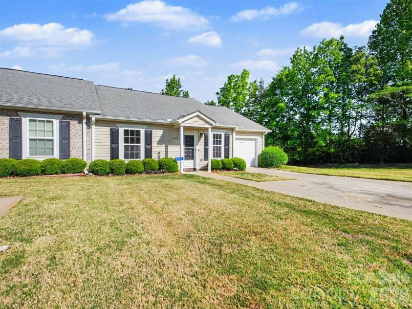 2956 Trimble Circle, Concord, NC 28027.  MLS# CAR4372426, YatesRealty ID 15457. Front of home