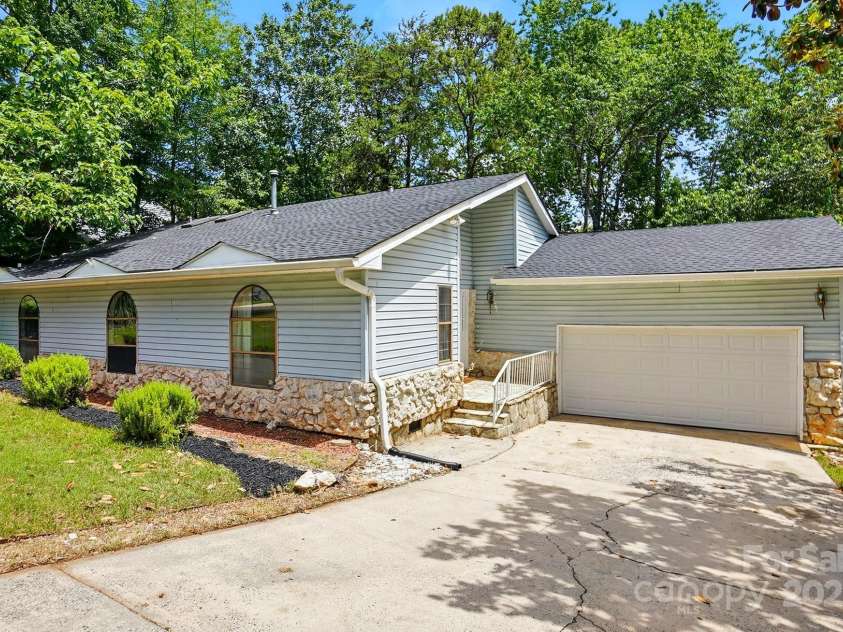 1205 Molokai Drive, Tega Cay, SC 29708.  MLS# CAR4224217, YatesRealty ID 15459. 