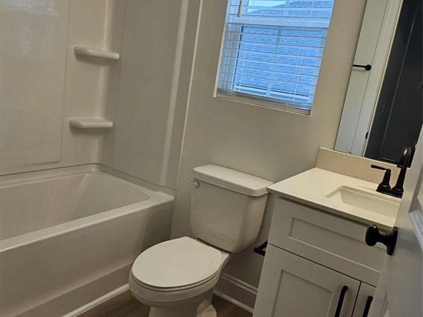 362 Moore Avenue, Mooresville, NC 28115.  MLS# CAR4255939, YatesRealty ID 15460. Unit A hall bath