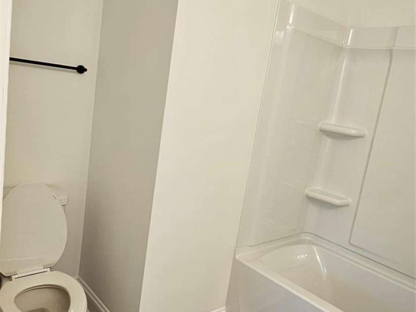 362 Moore Avenue, Mooresville, NC 28115.  MLS# CAR4255939, YatesRealty ID 15460. Unit A primary bath, view #1