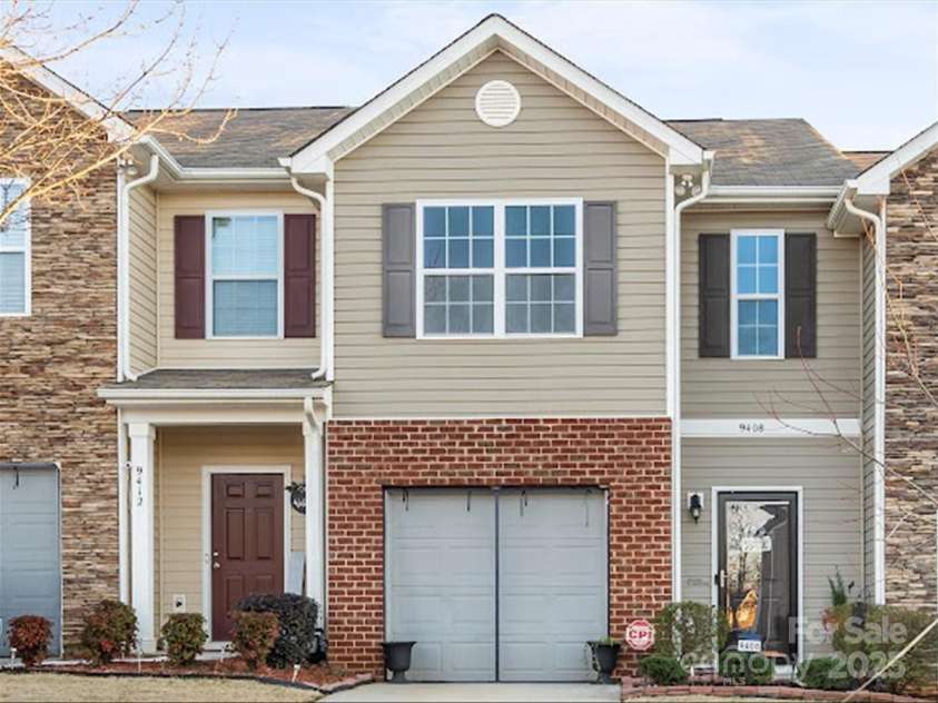 9408 Hamel Street, Charlotte, NC 28215.  MLS# CAR4213263, YatesRealty ID 15462. 