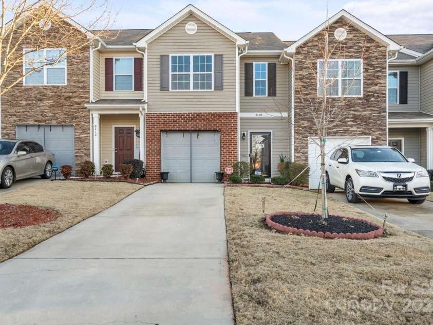 9408 Hamel Street, Charlotte, NC 28215.  MLS# CAR4213263, YatesRealty ID 15462. Front of Home