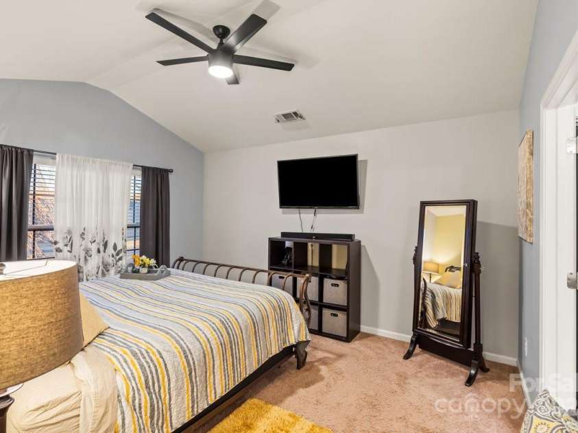 9408 Hamel Street, Charlotte, NC 28215.  MLS# CAR4213263, YatesRealty ID 15462. Primary Bedroom