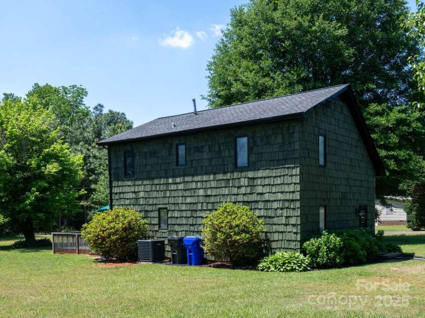 7728 Babe Stillwell Farm Road, Huntersville, NC 28078.  MLS# CAR4255046, YatesRealty ID 15464. 