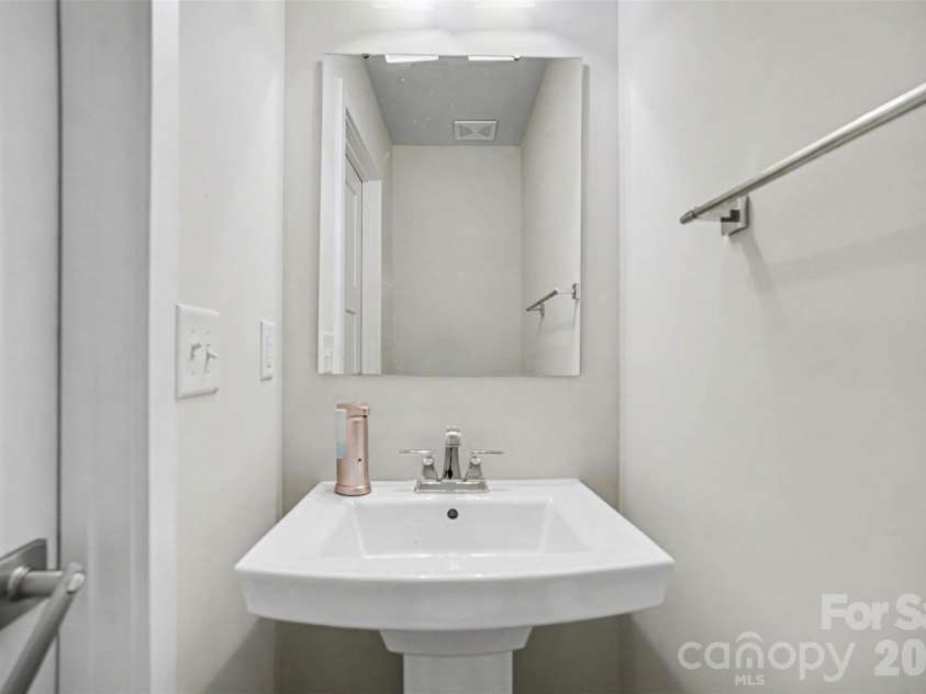 1419 Newell Towns Lane, Charlotte, NC 28262.  MLS# CAR4363682, YatesRealty ID 15465. 