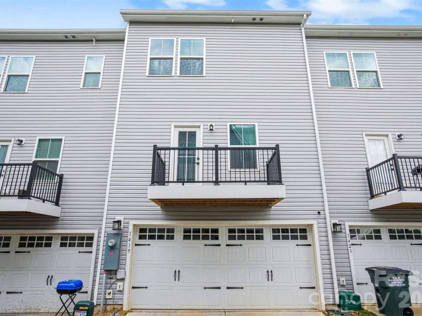 1419 Newell Towns Lane, Charlotte, NC 28262.  MLS# CAR4363682, YatesRealty ID 15465. 