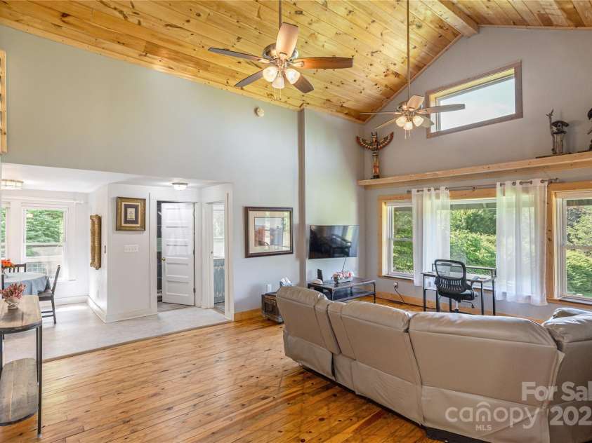 223 Smith Cove Road, Candler, NC 28715.  MLS# CAR4260710, YatesRealty ID 15466. 
