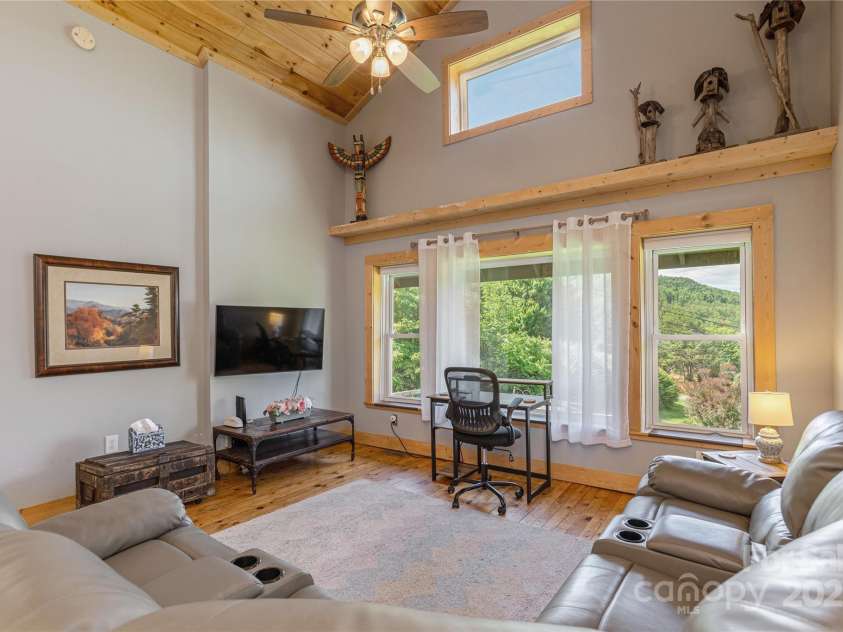 223 Smith Cove Road, Candler, NC 28715.  MLS# CAR4260710, YatesRealty ID 15466. 