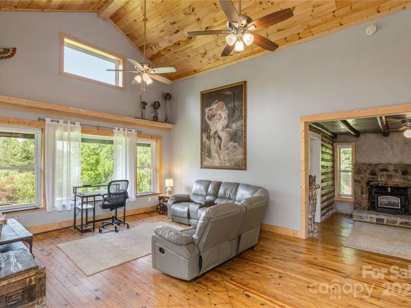 223 Smith Cove Road, Candler, NC 28715.  MLS# CAR4260710, YatesRealty ID 15466. 