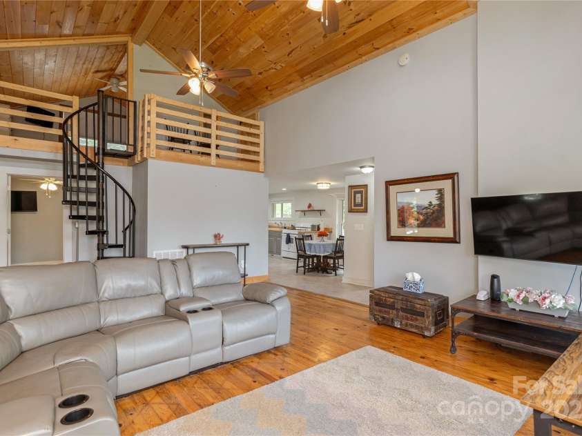 223 Smith Cove Road, Candler, NC 28715.  MLS# CAR4260710, YatesRealty ID 15466. 