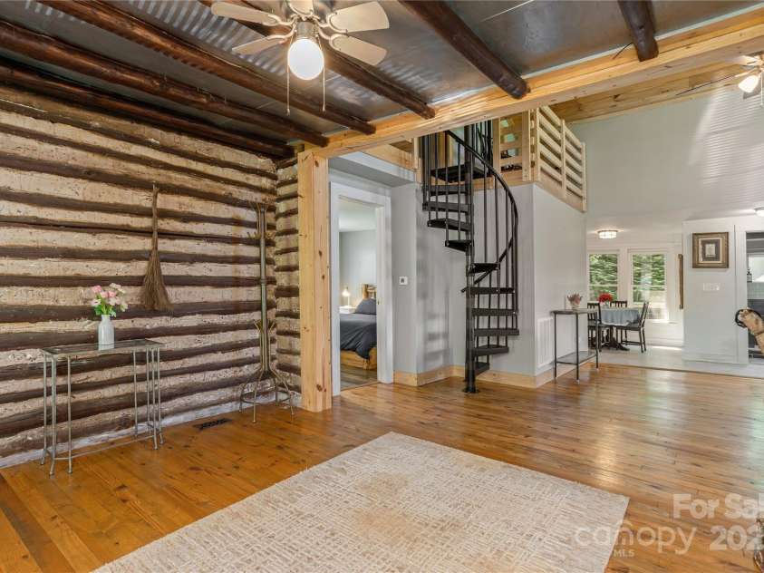 223 Smith Cove Road, Candler, NC 28715.  MLS# CAR4260710, YatesRealty ID 15466. 