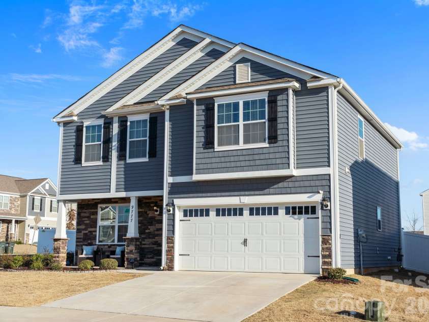 9777 Tea Garden Drive, Gastonia, NC 28056.  MLS# CAR4351279, YatesRealty ID 15467. 