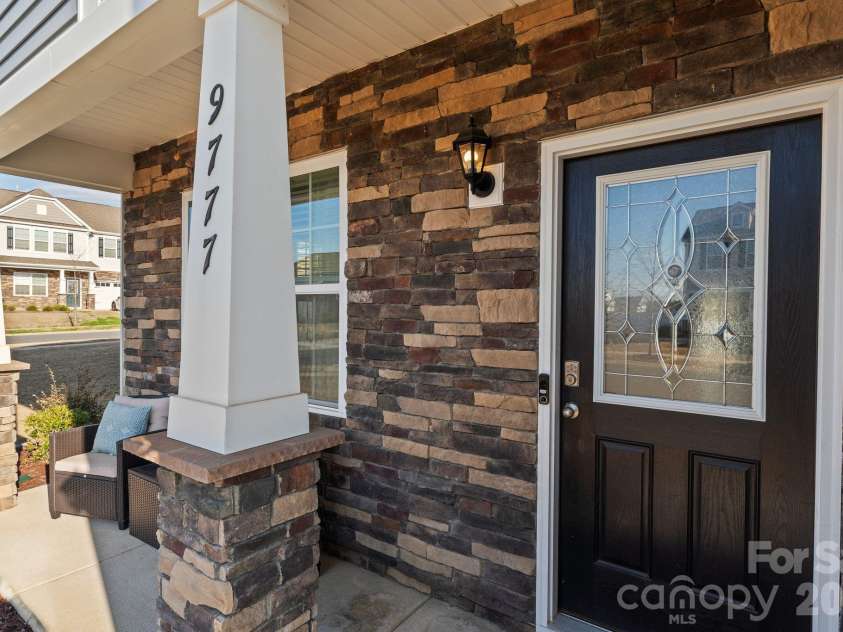 9777 Tea Garden Drive, Gastonia, NC 28056.  MLS# CAR4351279, YatesRealty ID 15467. 