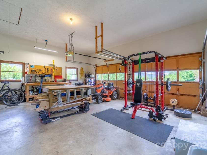 266 Barber Hill Drive, Waynesville, NC 28786.  MLS# CAR4260167, YatesRealty ID 15468. 