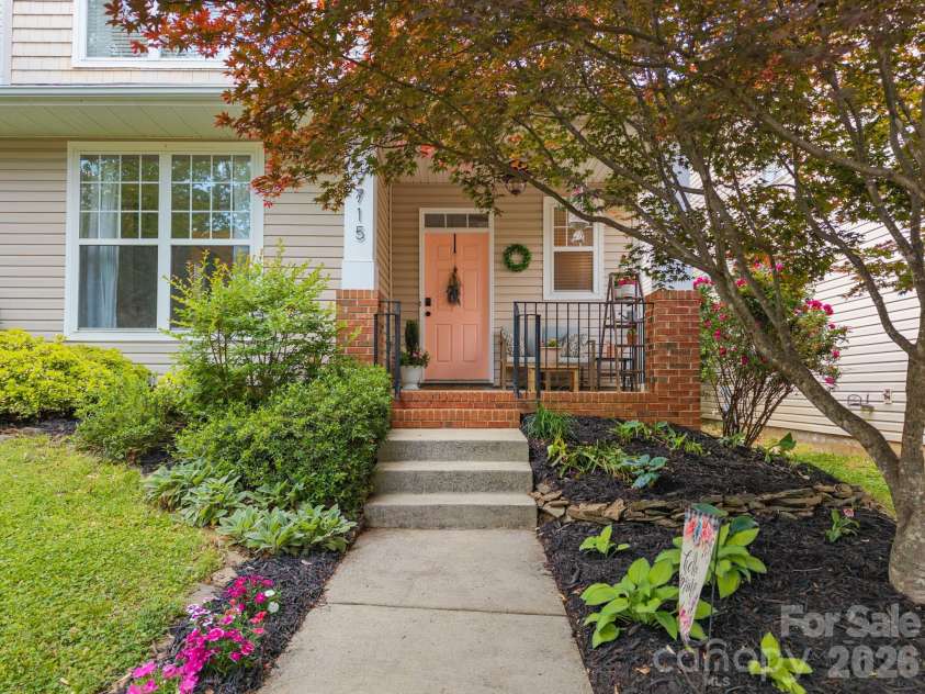 9715 Cadman Court, Cornelius, NC 28031.  MLS# CAR4372557, YatesRealty ID 15468. 