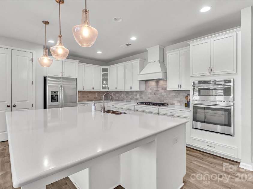 1037 Tobin Drive, Fort Mill, SC 29715.  MLS# CAR4238673, YatesRealty ID 15469. 