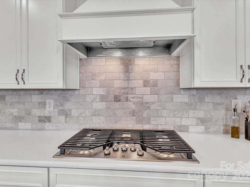 1037 Tobin Drive, Fort Mill, SC 29715.  MLS# CAR4238673, YatesRealty ID 15469. 