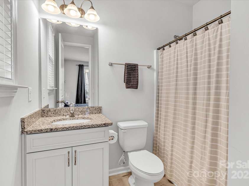 1037 Tobin Drive, Fort Mill, SC 29715.  MLS# CAR4238673, YatesRealty ID 15469. 