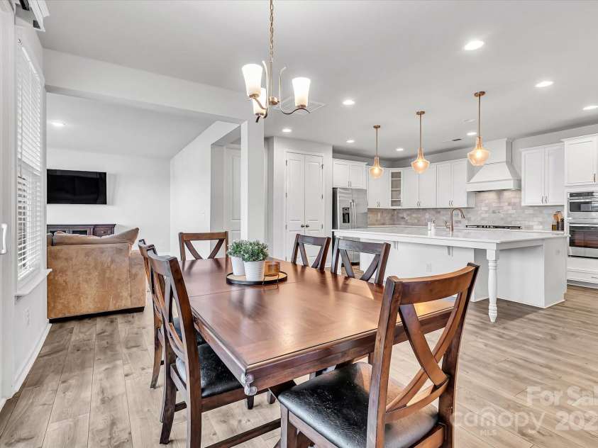 1037 Tobin Drive, Fort Mill, SC 29715.  MLS# CAR4238673, YatesRealty ID 15469. 
