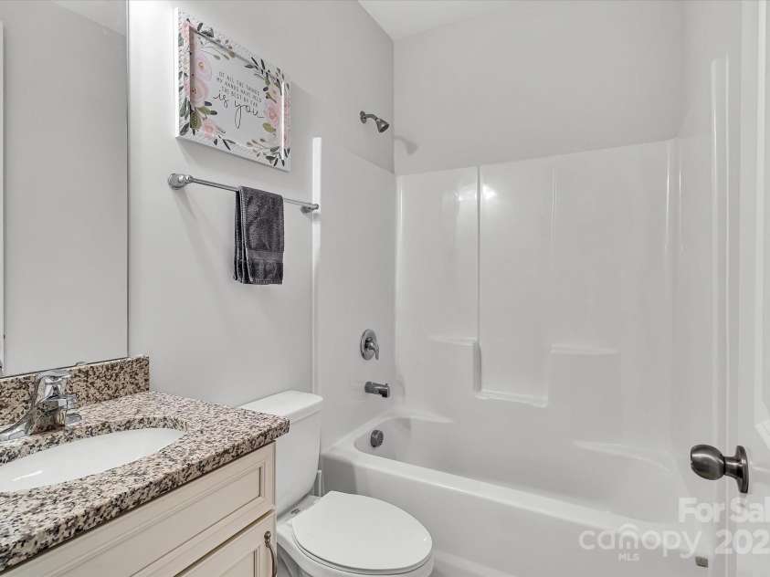 1037 Tobin Drive, Fort Mill, SC 29715.  MLS# CAR4238673, YatesRealty ID 15469. 