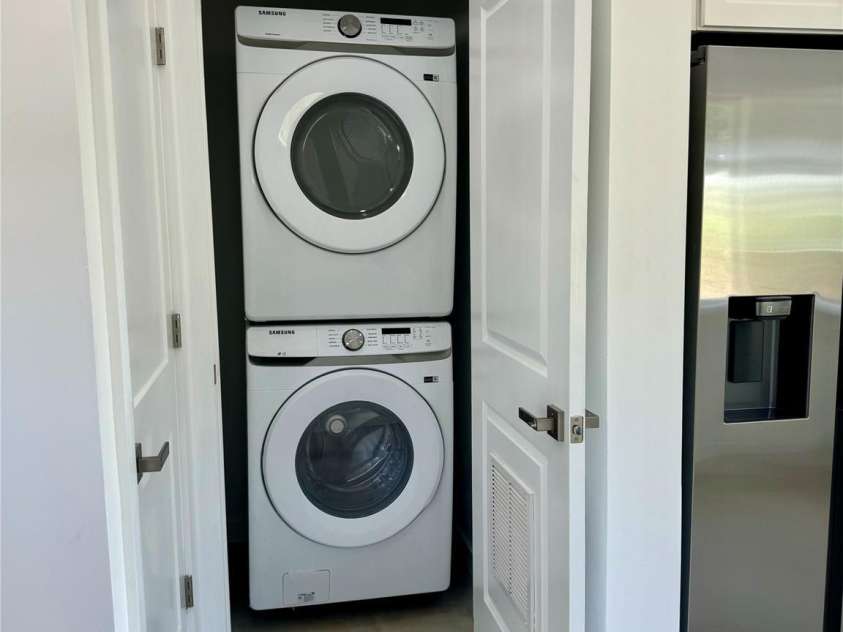 900 Linney Lane, Shelby, NC 28152.  MLS# CAR4276627, YatesRealty ID 1547. WASHER & DRYER MACHINE 