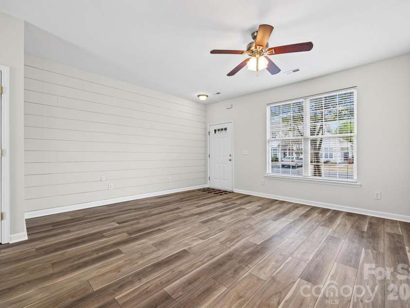 1114 Sienna Sand Way, Fort Mill, SC 29708.  MLS# CAR4360658, YatesRealty ID 15470. Family Room