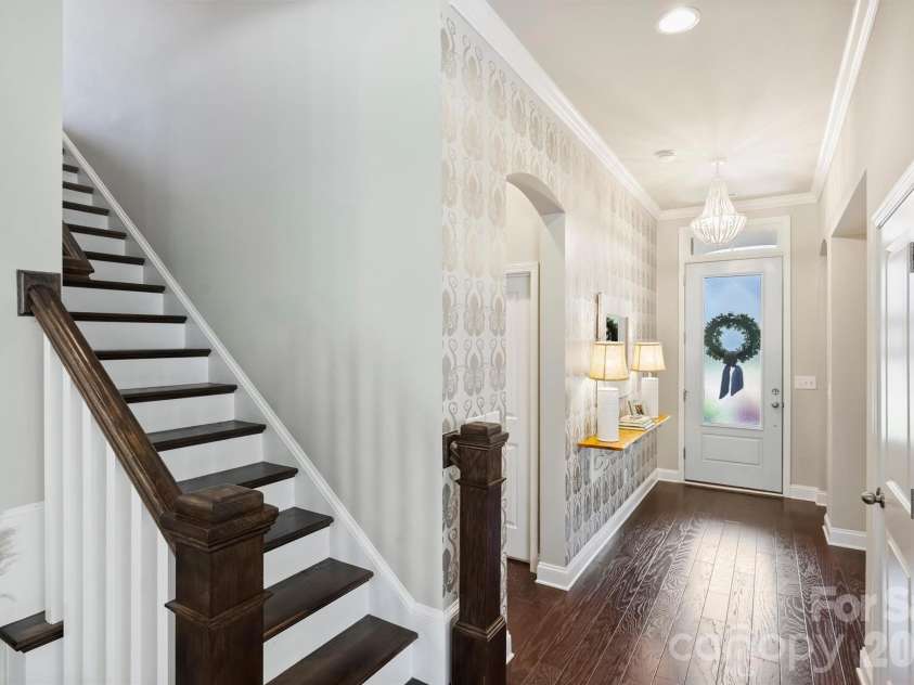 2028 Massy Clark Drive, Matthews, NC 28105.  MLS# CAR4373049, YatesRealty ID 15471. 