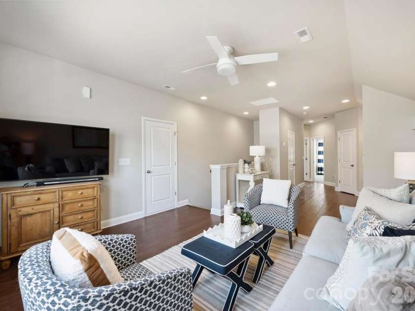 2028 Massy Clark Drive, Matthews, NC 28105.  MLS# CAR4373049, YatesRealty ID 15471. 